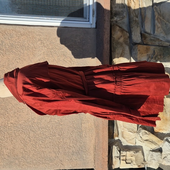 Elle Rust Trench Coat Ruffle Bottom Button Front With Belt Size Small - Picture 3 of 6